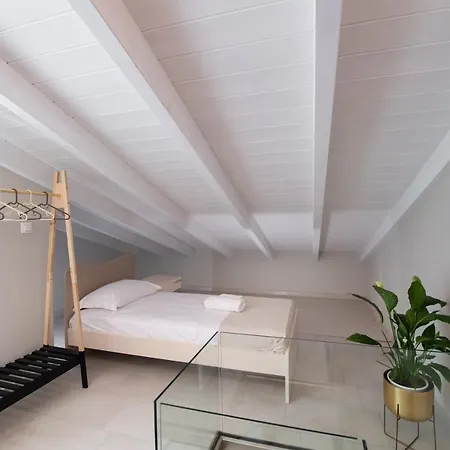 Appartamento Bianco Stylish Maisonette